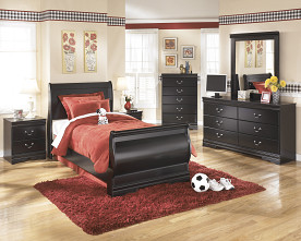 Ashley Furniture Huey Vineyard Twin Sleigh Bed, Dresser & Mirror